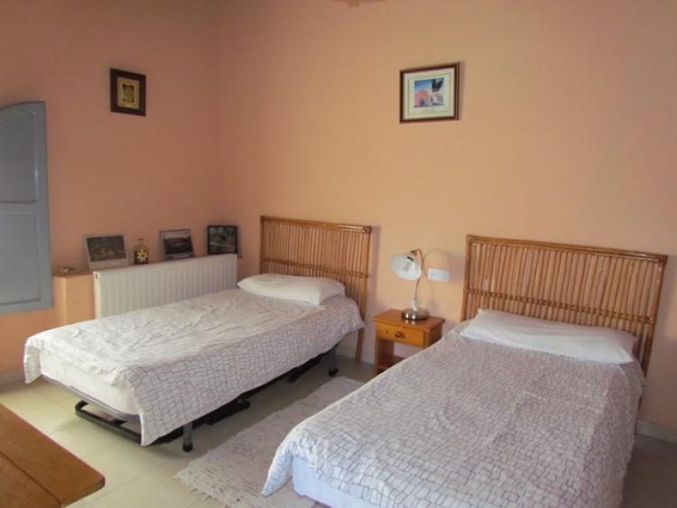 hostal-del-coll-y-la-rectoria-9