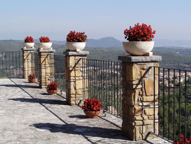 castell-de-guardiola-4
