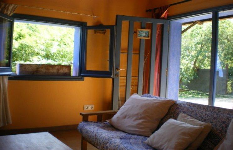 La Caseta i la Casa del mas titot