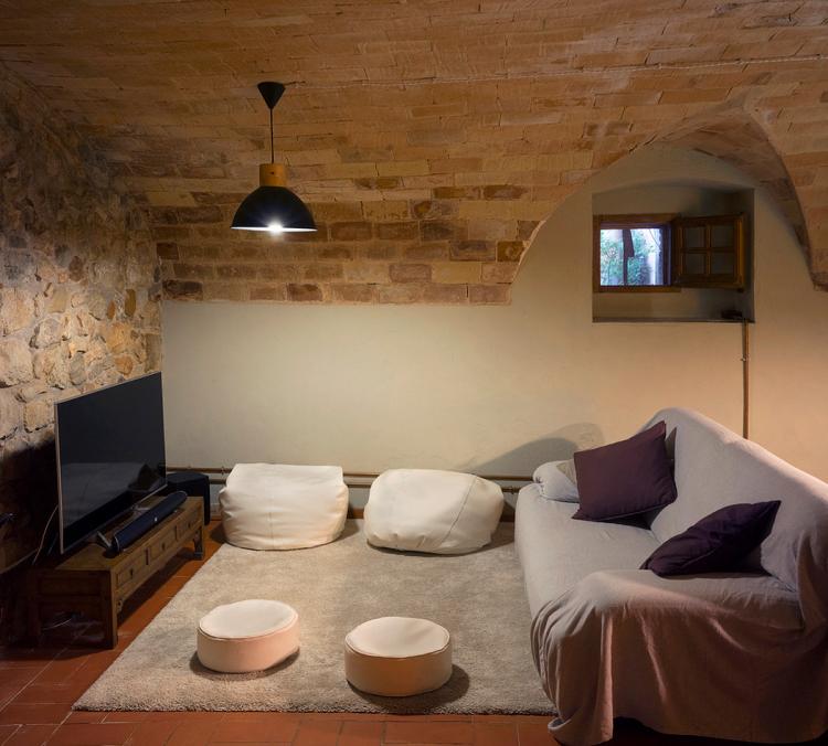 masia-la-capsa-de-llum-7