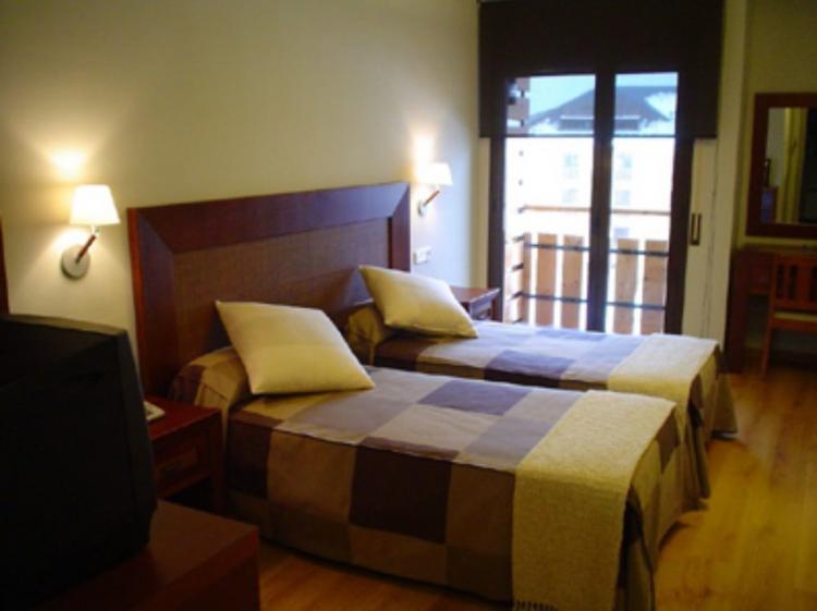 Hotel Roca Blanca