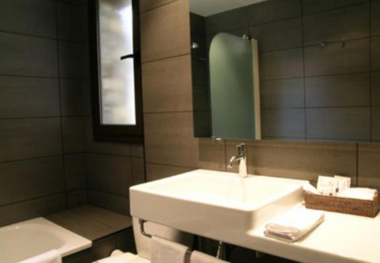 hotel-roca-blanca-1