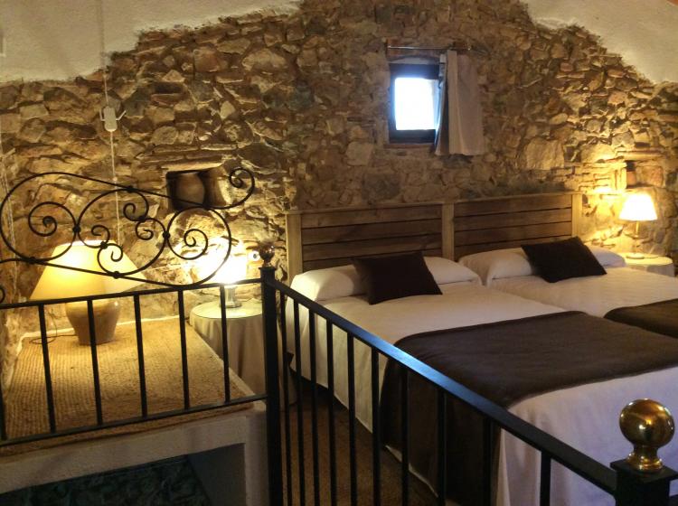 masia-esplanes-la-caseta-vella-3