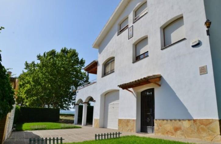 casa-fontanals-1