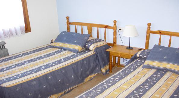 hostal-pas-de-la-pera-1