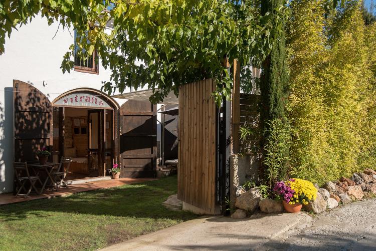 casa-rural-cervecera-les-canyes-6