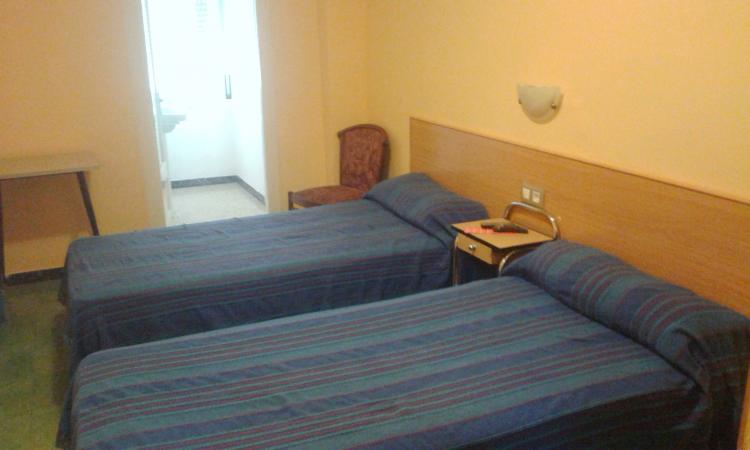 hostal-urgell-9