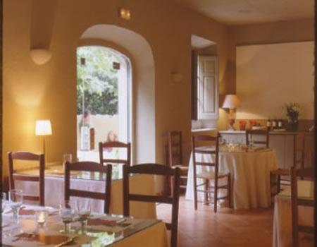 hostal-sa-tuna-7